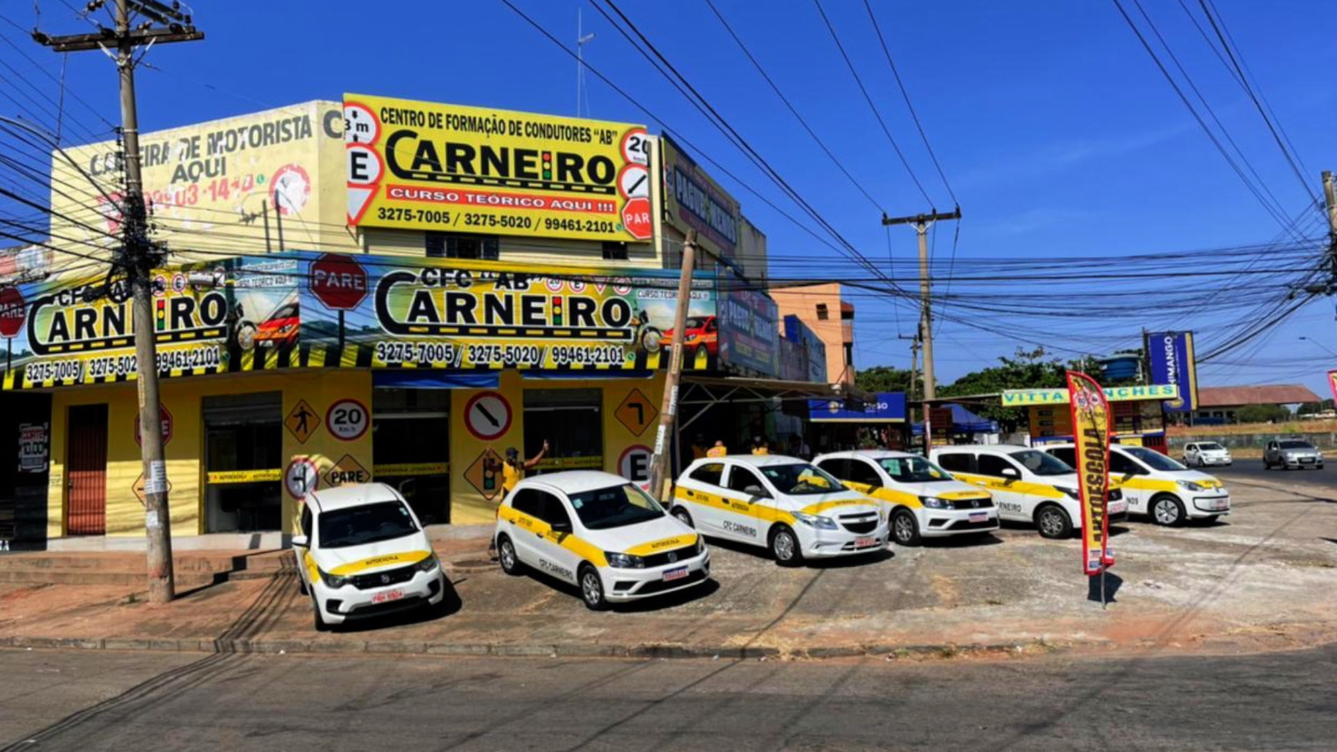 Logo de AUTO ESCOLA CARNEIRO